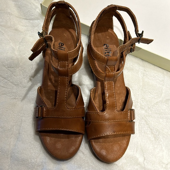 Brand New Elite by Walking Cradles Flex Wedge leather sandal.  Size 6 1/2 - Picture 2 of 8